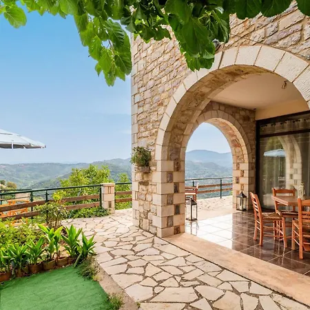 Mountain Oasis - Pool & Playground Near Neda Falls * Kalitsaina