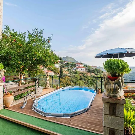 Mountain Oasis - Pool & Playground Near Neda Falls *