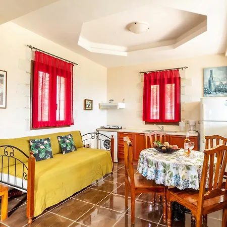 Mountain Oasis - Pool & Playground Near Neda Falls Apartment Kalitsaina