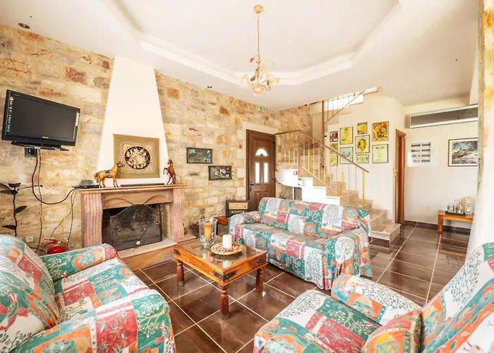 Mountain Oasis - Pool & Playground Near Neda Falls *