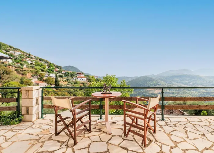 Mountain Oasis - Pool & Playground Near Neda Falls Daire Kalitsaina