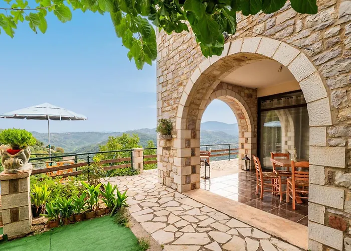 Mountain Oasis - Pool & Playground Near Neda Falls * Kalitsaina