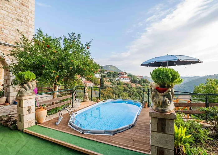 Mountain Oasis - Pool & Playground Near Neda Falls *