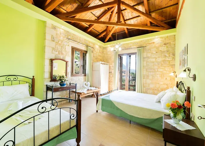 Mountain Oasis - Pool & Playground Near Neda Falls Kalitsaina