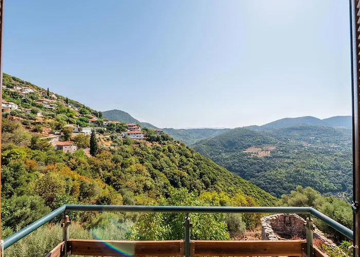 Mountain Oasis - Pool & Playground Near Neda Falls Daire *