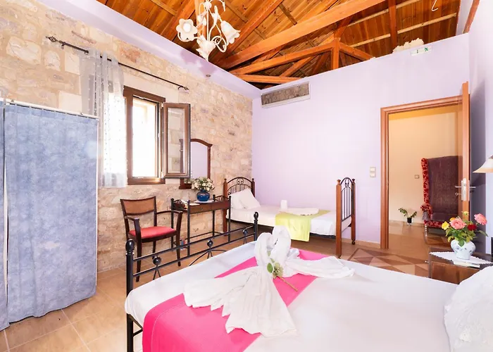 Mountain Oasis - Pool & Playground Near Neda Falls Daire